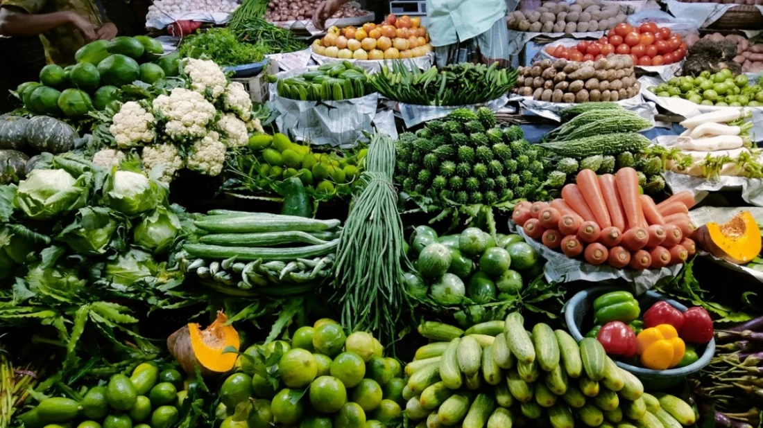 শতকের ঘরে সবজি, কাঁচা মরিচের ঝাল ৪০০ ছুঁইছুঁই